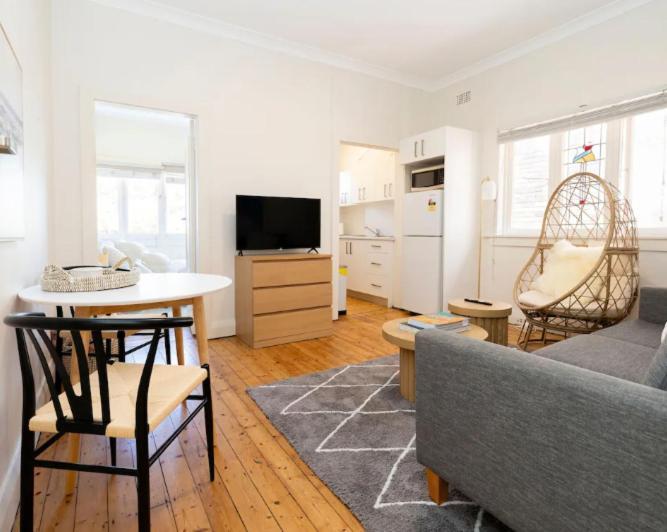 In The Heart Of Bondi, Stroll To The Beach Apartamento Sidney Exterior foto